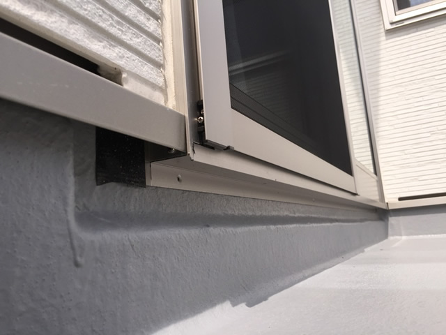 窓の防犯対策　手動シャッター取付工事　施工事例　名古屋市緑区